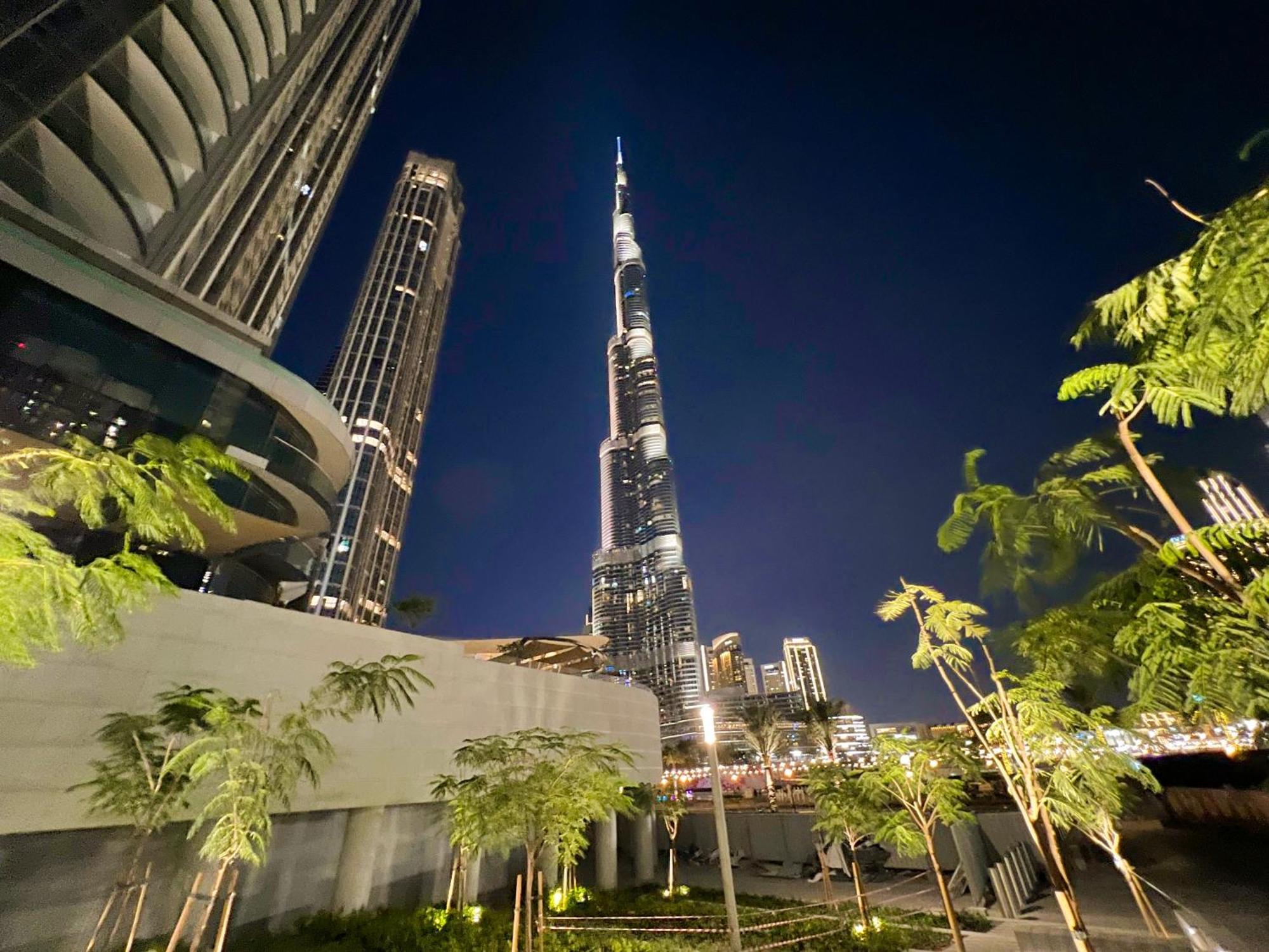 Downtown Luxury - Stunning Burj Khalifa & Sea View - 5 Minutes Walk To Dubai Mall Kültér fotó