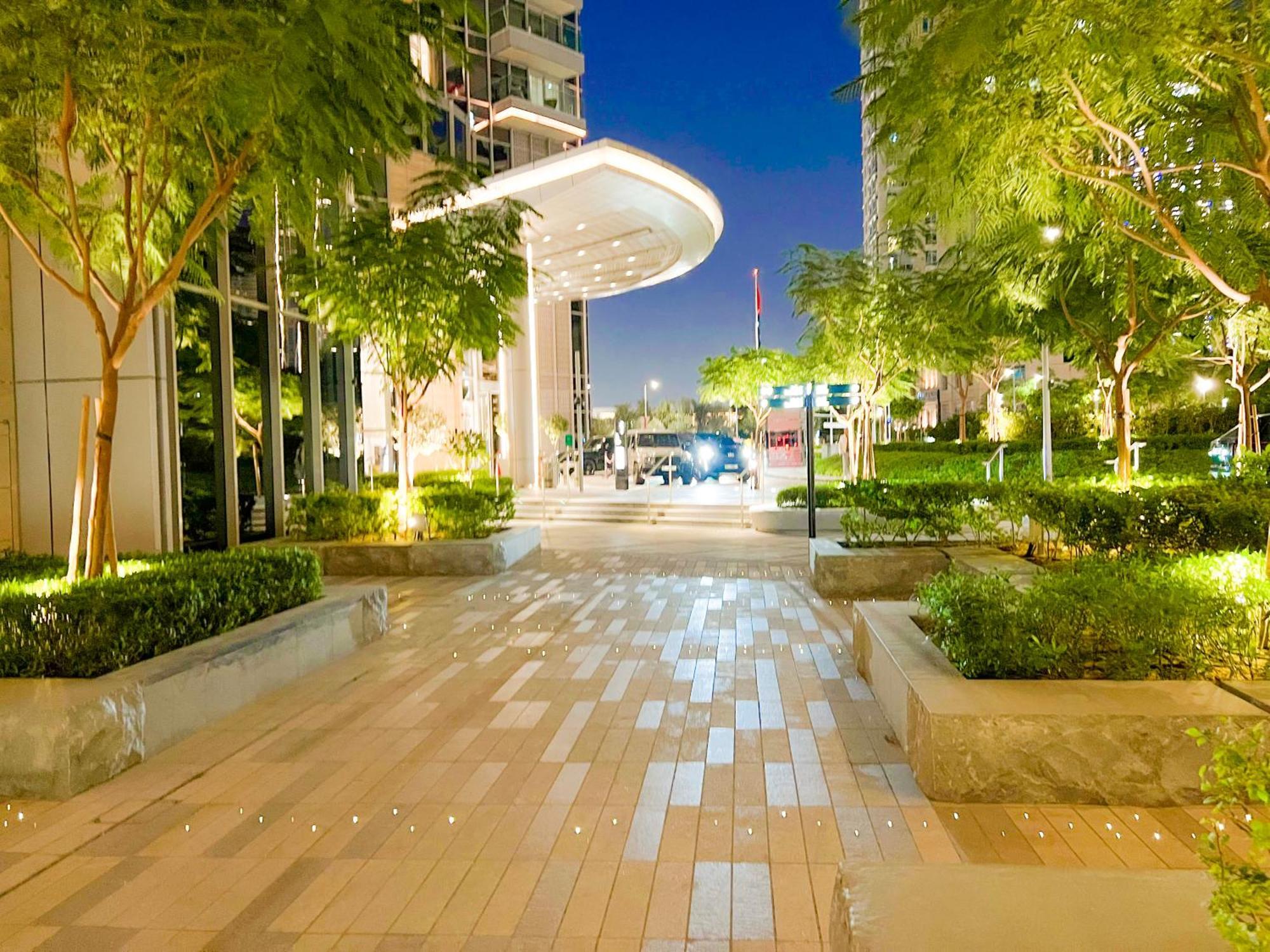Downtown Luxury - Stunning Burj Khalifa & Sea View - 5 Minutes Walk To Dubai Mall Kültér fotó