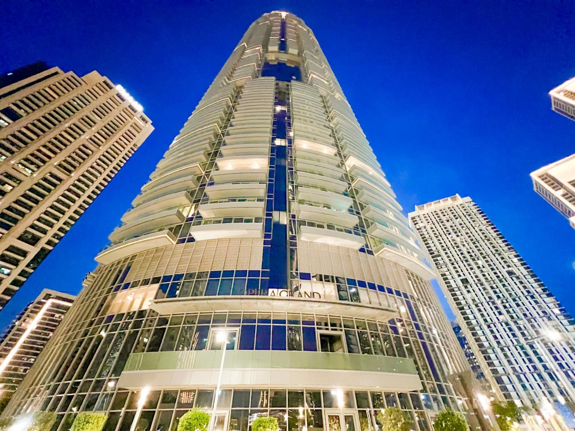 Downtown Luxury - Stunning Burj Khalifa & Sea View - 5 Minutes Walk To Dubai Mall Kültér fotó