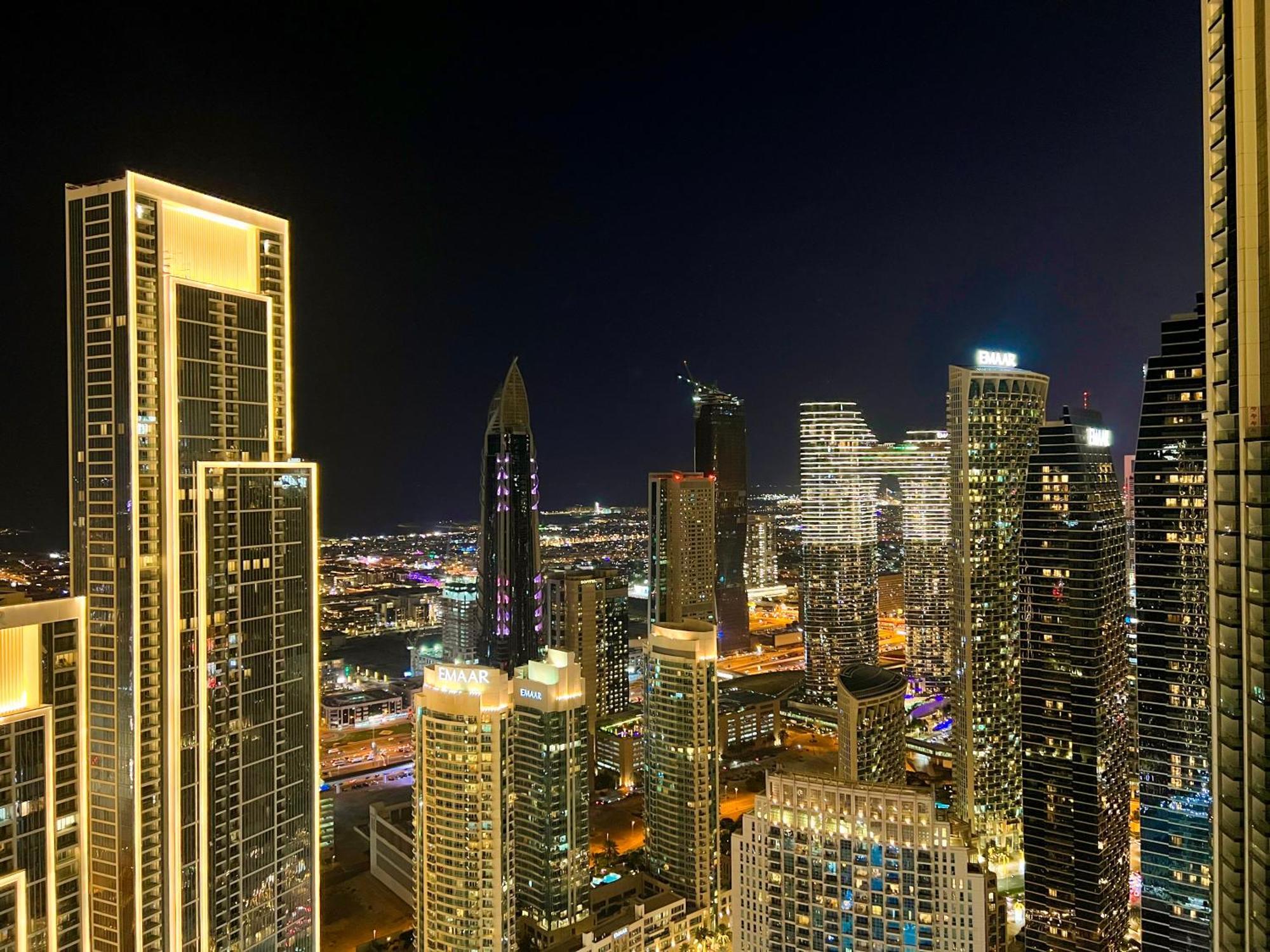 Downtown Luxury - Stunning Burj Khalifa & Sea View - 5 Minutes Walk To Dubai Mall Kültér fotó