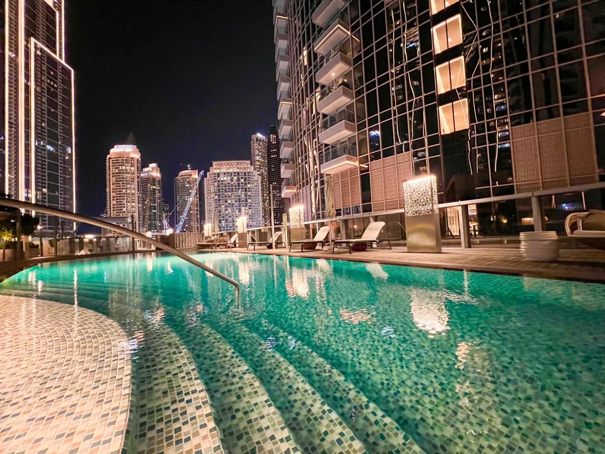 Downtown Luxury - Stunning Burj Khalifa & Sea View - 5 Minutes Walk To Dubai Mall Kültér fotó