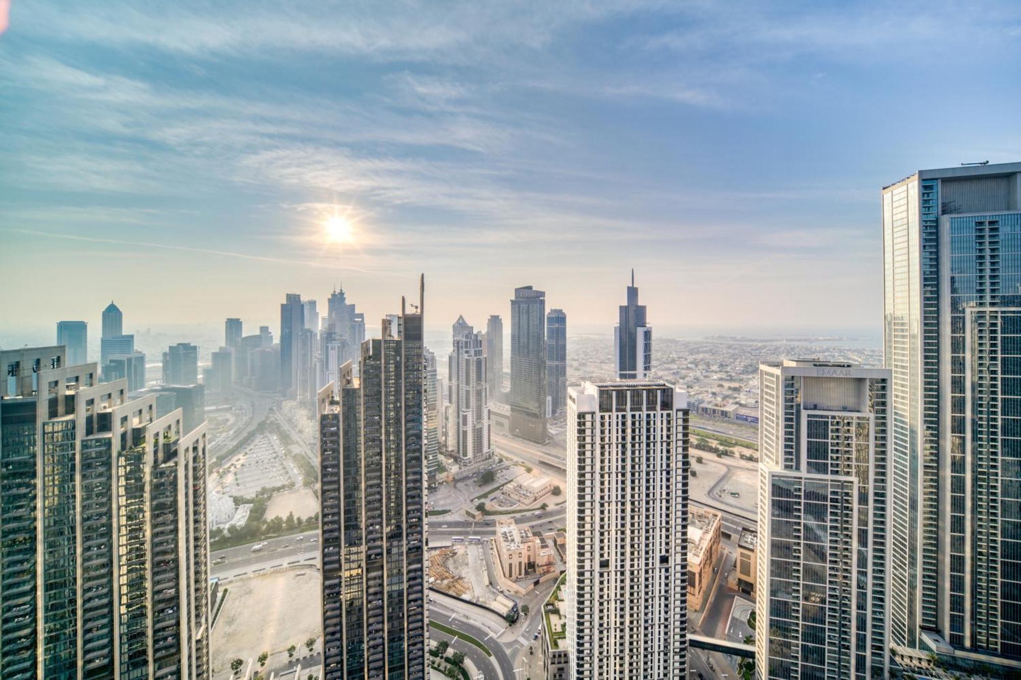 Downtown Luxury - Stunning Burj Khalifa & Sea View - 5 Minutes Walk To Dubai Mall Kültér fotó