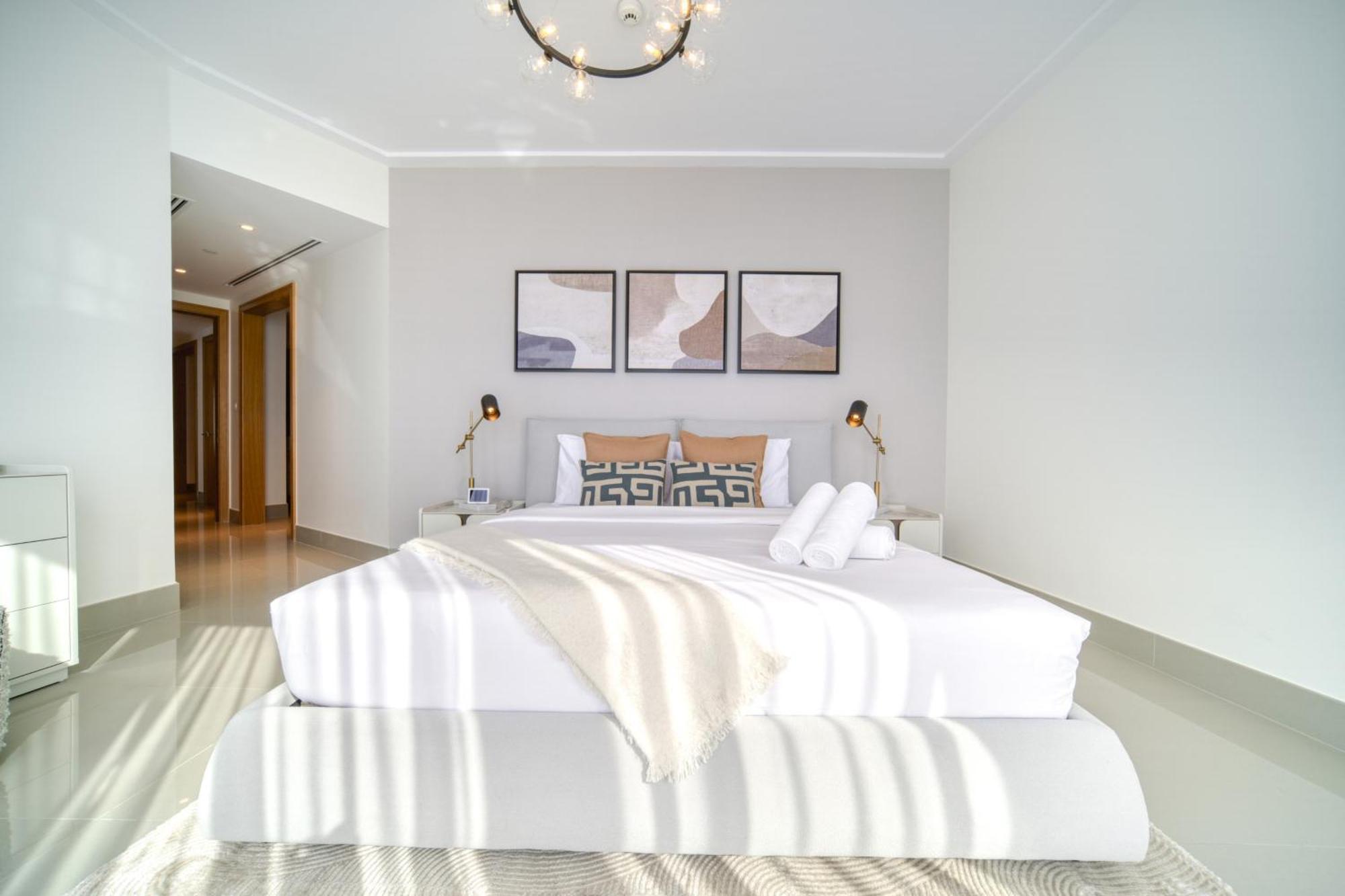 Downtown Luxury - Stunning Burj Khalifa & Sea View - 5 Minutes Walk To Dubai Mall Szoba fotó