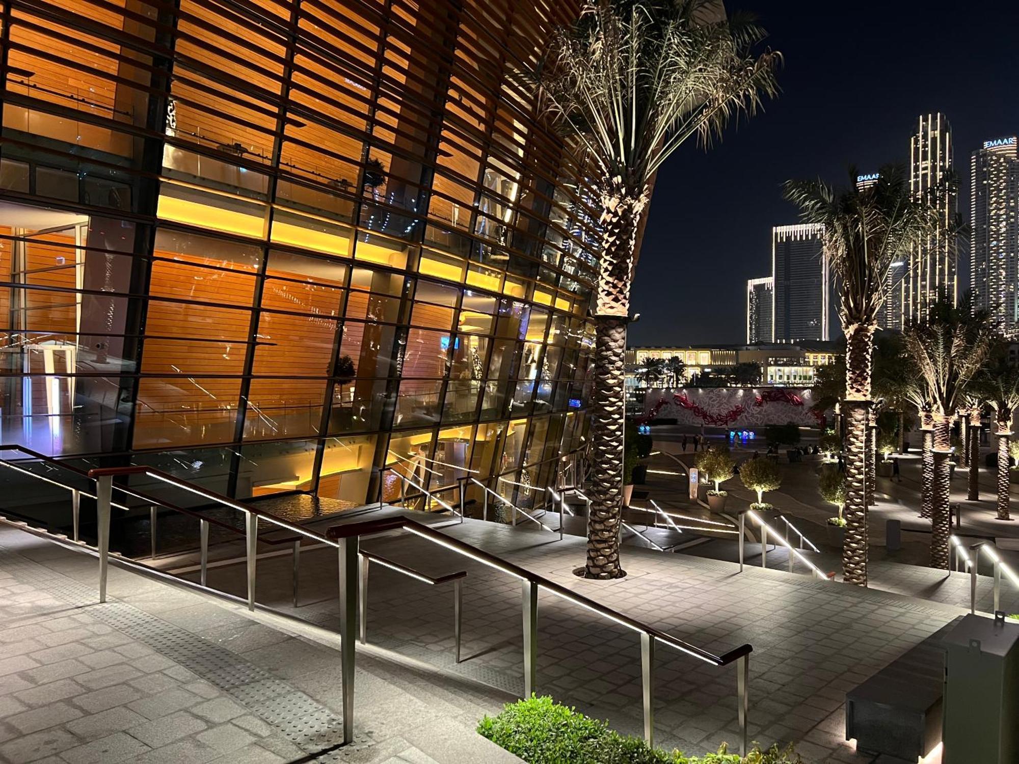 Downtown Luxury - Stunning Burj Khalifa & Sea View - 5 Minutes Walk To Dubai Mall Kültér fotó